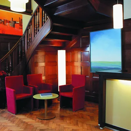 Maris Hotel