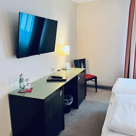Maris Hotel